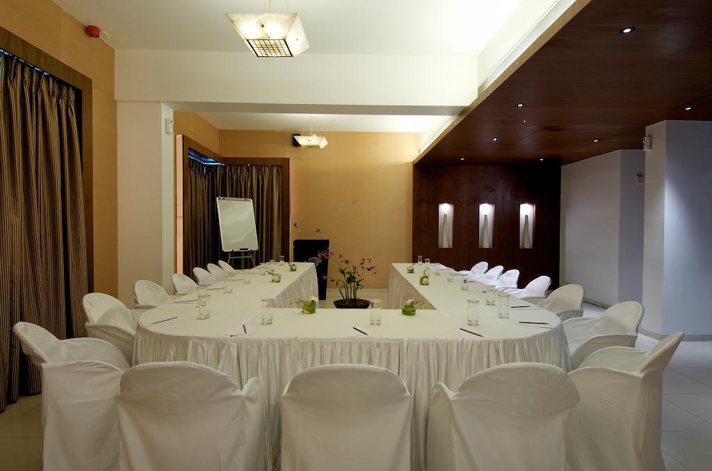 The Regenza By Tunga Navi Mumbai Exterior foto